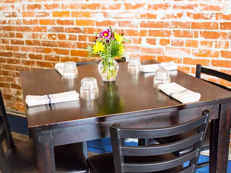 The Horse Radish Restaurant, Wine, Cheese & Live Music Carlton, OR